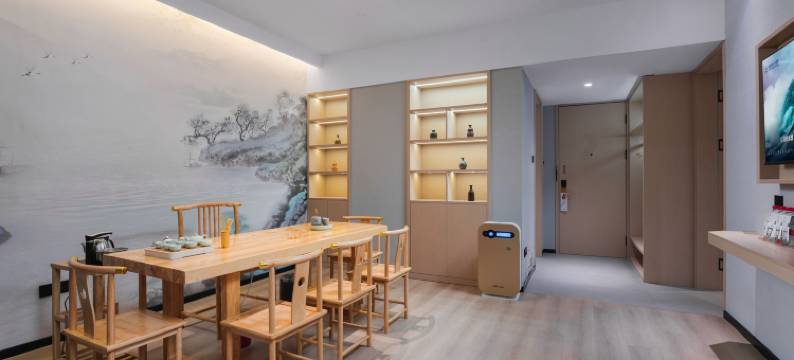 维也纳智好酒店(驻马店汝南中驰城市广场店)图片