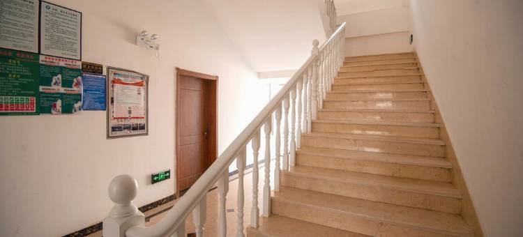 易门亿佳假日酒店图片