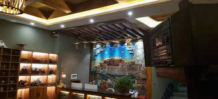 炉霍博达拉主题酒店图片