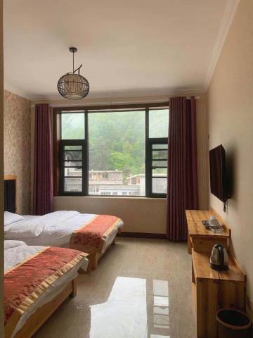 栾川怡静园民宿