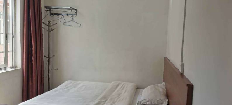 西环旅业(玉林市第二人民医院金色阳光购物广场店)图片