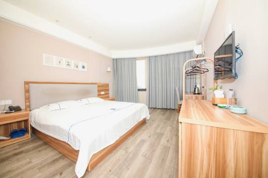 桐乡7890臻品酒店