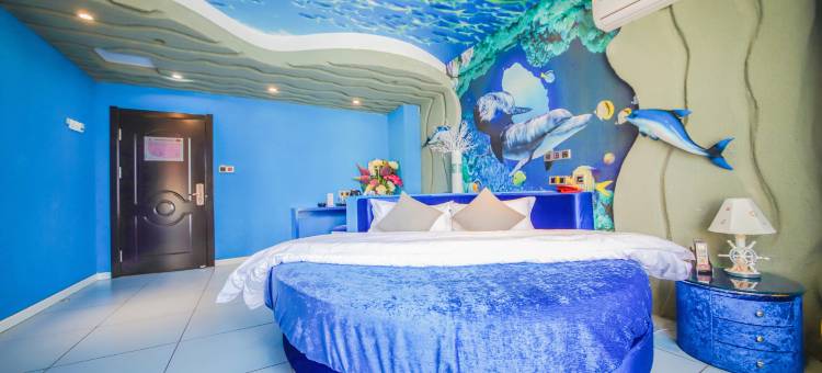 包头月半湾主题酒店(团结大街店)图片