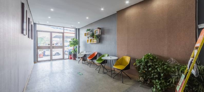 尚景商务酒店(沙口路地铁站郑州记忆油画厂创意园店)图片