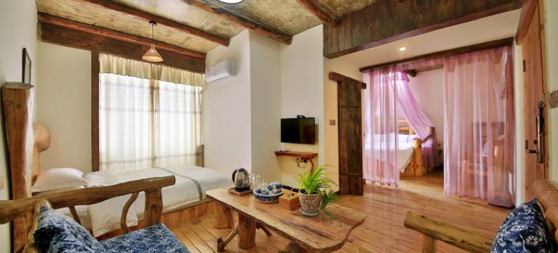 梦回湘西主题客栈(张家界天门山店)图片