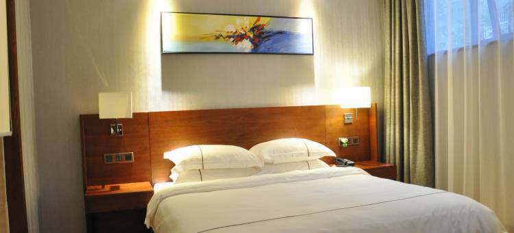 昆仑乐居商务酒店(平顶山中骏世界城店)图片