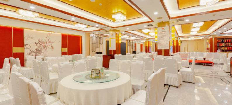 南江秦源雪大酒店图片