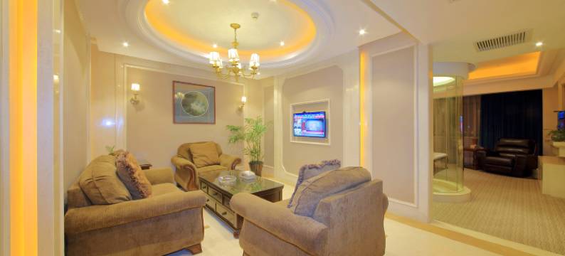 富嘟酒店(东阳银泰城歌山路轻轨站A口店)图片