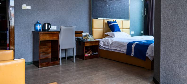 长汀8天酒店(济川门店)图片