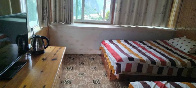 虎跳峡天梯客栈图片