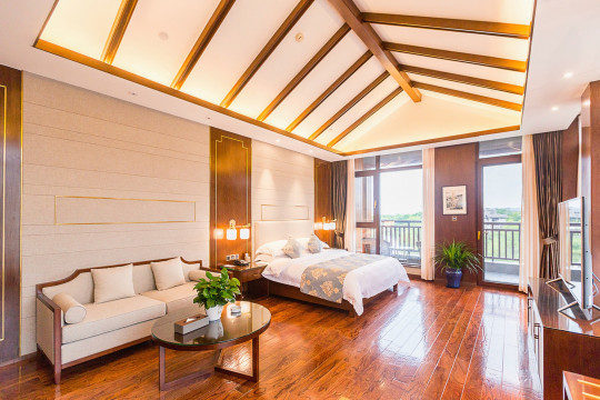 Taihuyuan Holiday Hotel Over view