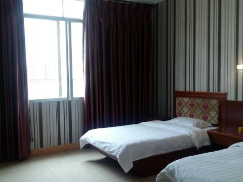 来宾月牙湖旅馆