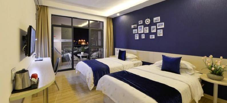 Lotoo酒店(西双版纳泼水广场店)图片