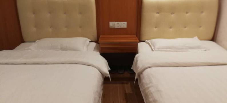 垫江爱丽莎假日酒店图片