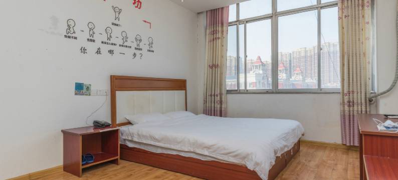 泰安泮河快捷酒店(泰安爱琴海购物公园店)图片