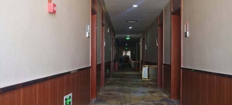 伽师利群宾馆图片