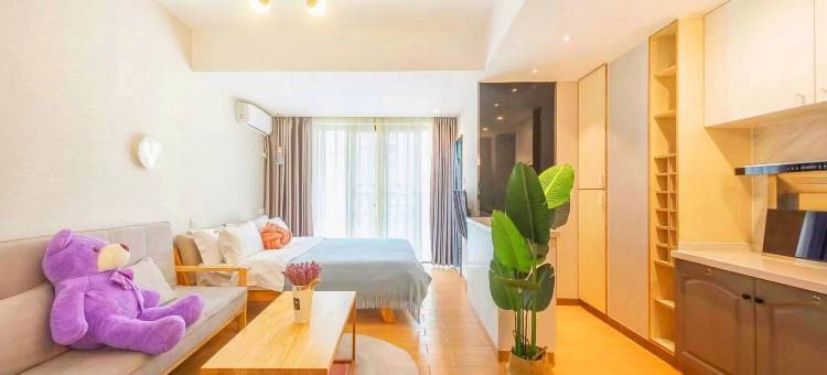 奥菲特主题酒店(湛江高铁西站麻章车站店)图片