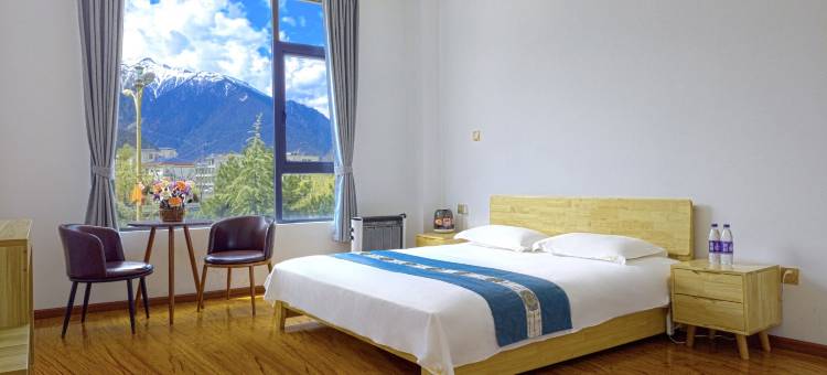 山河故里酒店(林芝比日神山店)图片