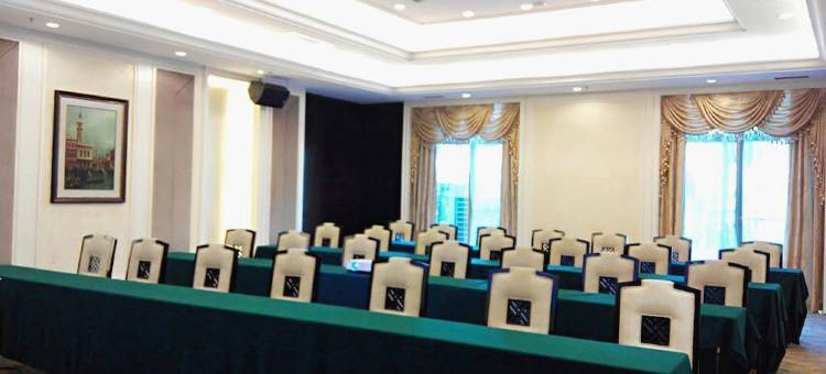 梅州碧桂园假日酒店(梅州畲江客运站店)图片