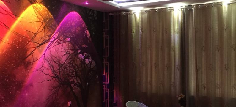 柘城幕唯电影主题酒店图片