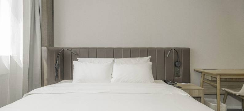 汉庭优佳酒店(北京国贸九龙山地铁站店)图片