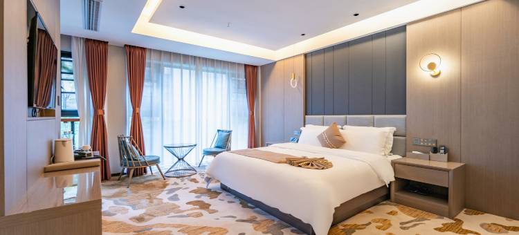 梓雲酒店(高县万达广场店)图片