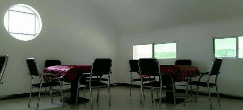 盐边院子里度假别院图片