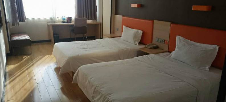 盛悦商务酒店(荣成高铁站店)图片