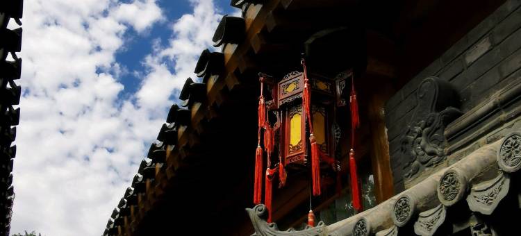 北京八间坊四合院图片