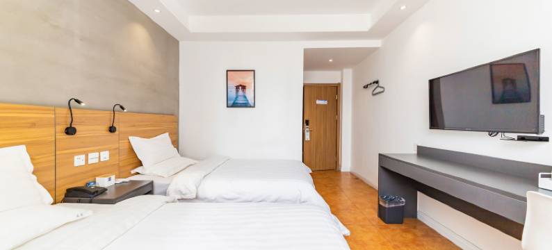 华亚酒店(呼和浩特通道北街医科大学附属医院店)图片