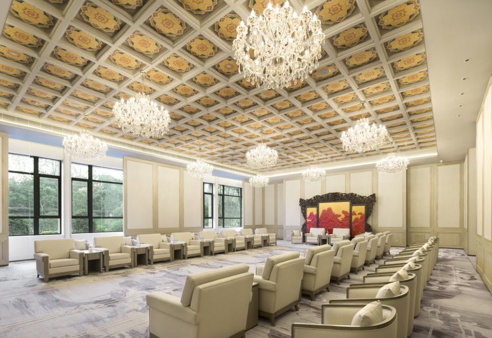 Cinese HotelHotel Overview