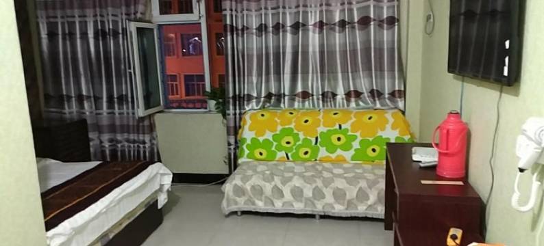 温泉县哈日布呼镇康乐宾馆图片