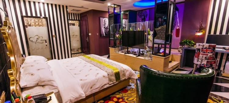 济源百合主题时尚酒店图片