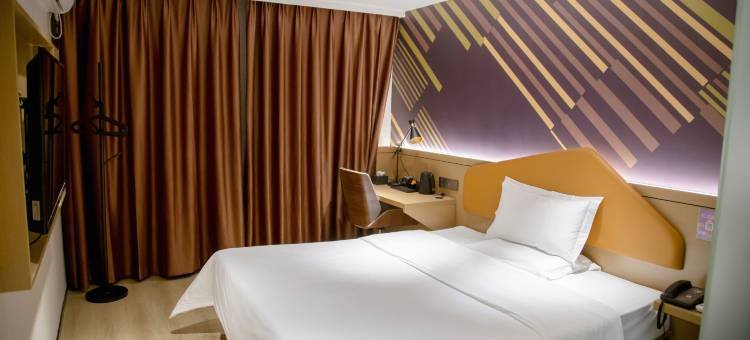 IU酒店(深圳福田口岸地铁站店)图片