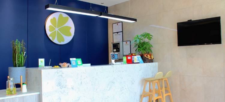 致馨栀子花开酒店(荆州万达店)图片