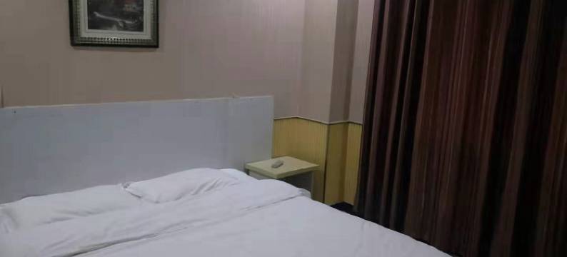 泗水都市商务宾馆图片