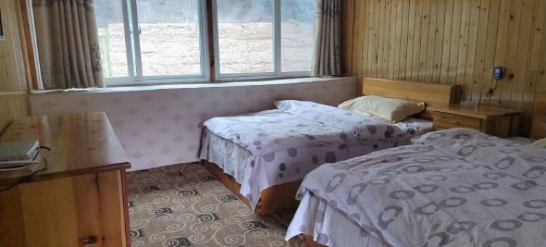 虎跳峡天梯客栈图片