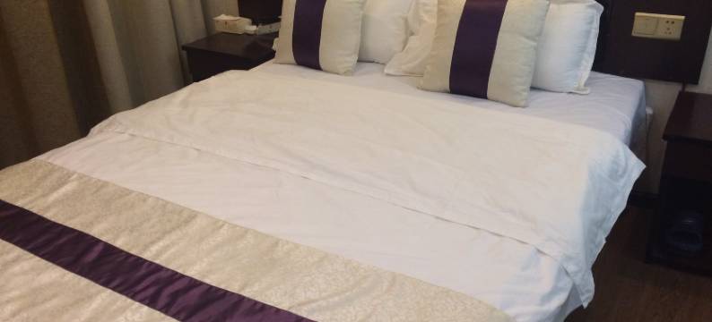 宝兴古城宾馆图片