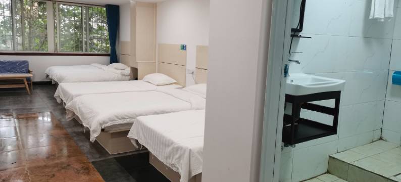 潍坊圣庭酒店(古德锦八九医院店)图片