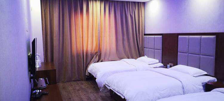 类乌齐海兰云天大酒店图片