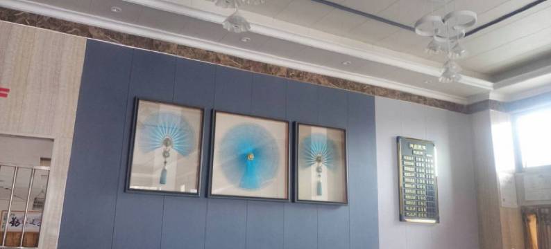 安康鸿业宾馆(安康火车站店)图片