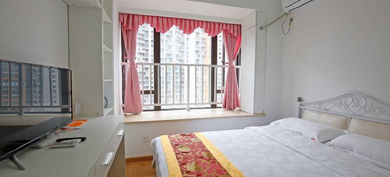 成都天府假日精品公寓(四川师范大学成龙校区店)图片