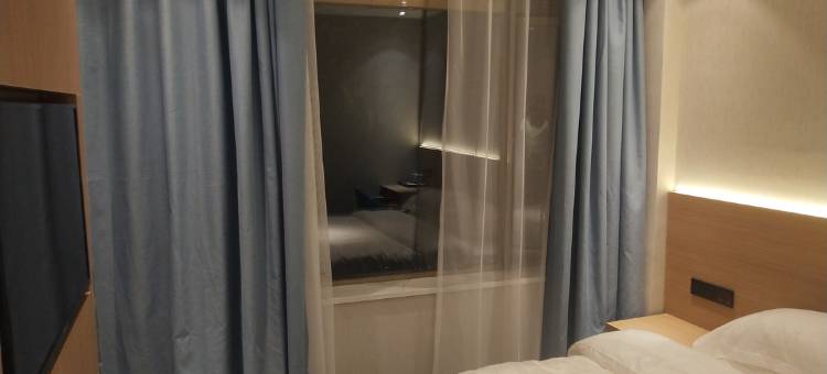 新缘酒店(宁德万达店)图片