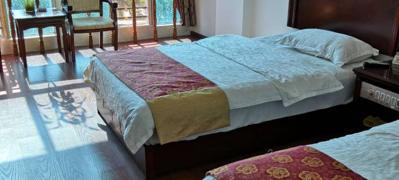 洱源粮油宾馆图片