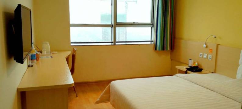 雅莱连锁酒店(漯河国际会展中心店)图片