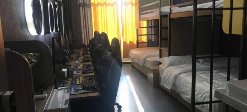 界首温特艾米电竞酒店图片