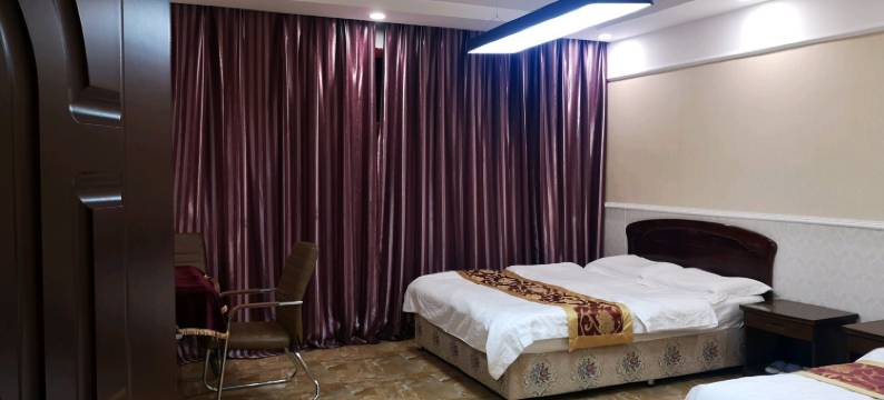 凤凰山百悦山庄图片