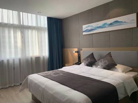 花美时酒店(新宁汽车西站店)