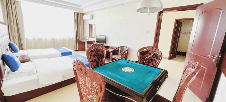 轻住·麦豪斯商务酒店(乌拉山西站店)图片