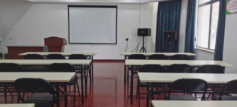 铂晶假日酒店(宿州快客汽车站店)图片